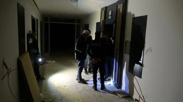 Malatya'da iş kazası: Asansör boşluğuna düşen işçi ağır yaralandı!